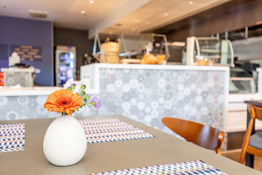 More Photos Of 5191 Sutter Park Way, Sacramento Apartments For Lease