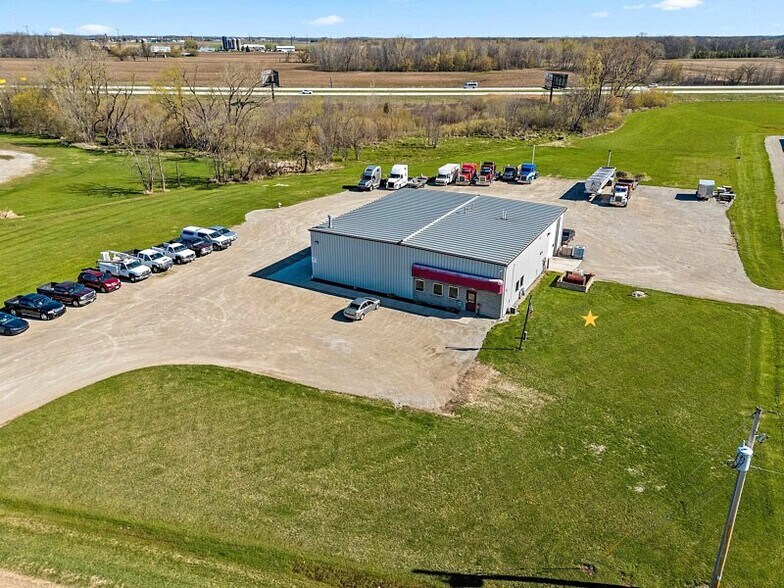 More Photos Of 6532 Old 29 Rd, Seymour Auto Repair For Sale