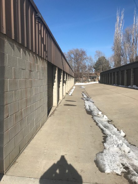 More Photos Of 2087 N Main St, Sunset Freestanding For Sale