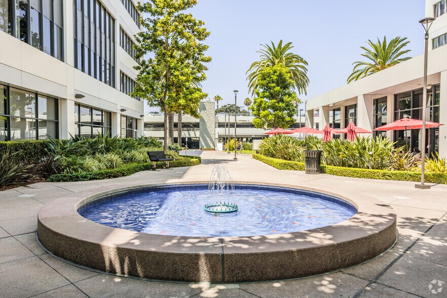 More Photos Of 500 S Main St, Orange Office For Lease