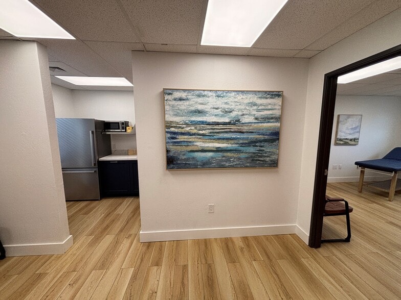 More Photos Of 36800 N Sidewinder Rd, Carefree Office For Sale