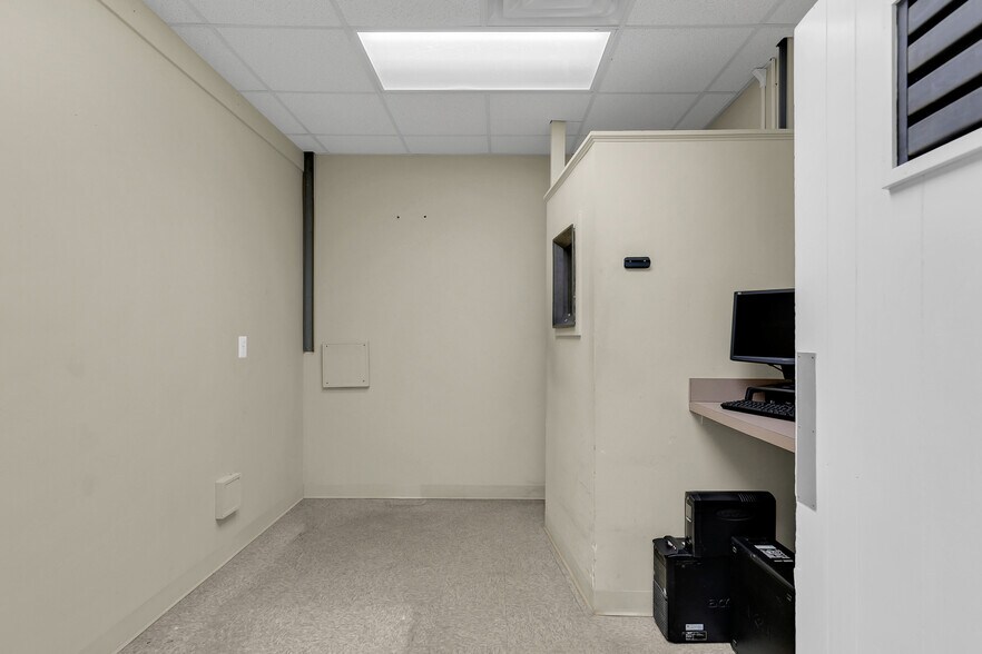 More Photos Of 9 Hospital Dr, Toms River Medical For Sale