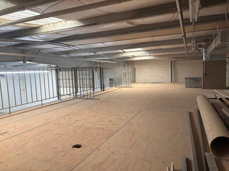 More Photos Of 1320 W 7900 S, West Jordan Manufacturing For Lease