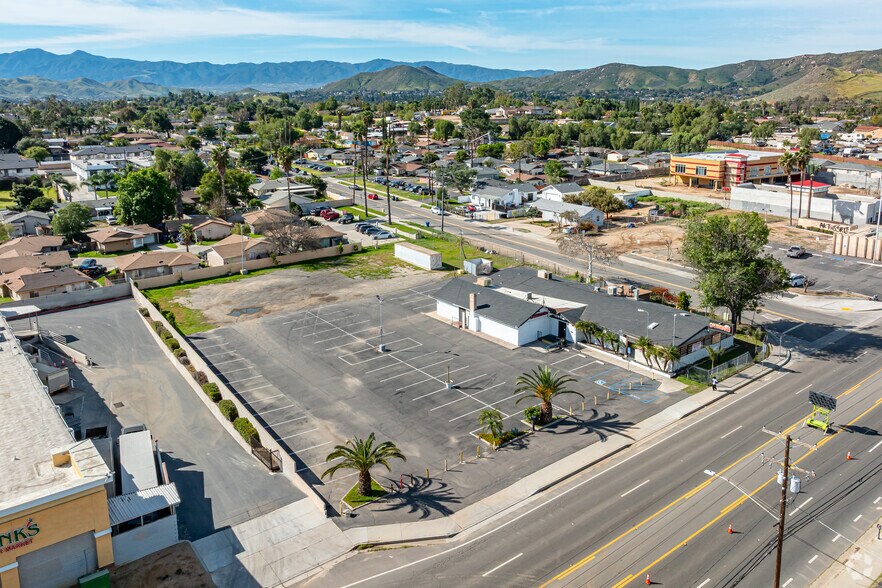 More Photos Of 10390 Arlington Ave, Riverside Land For Lease