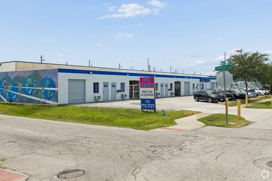 More Photos Of 7001 Mullins Dr, Houston Warehouse For Lease