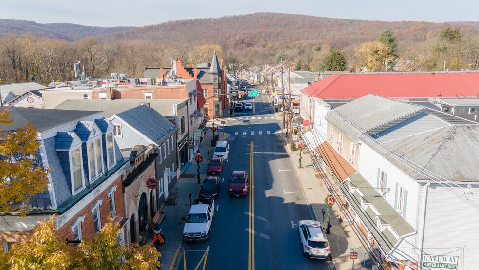 More Photos Of 10 E Main St, Thurmont Restaurant For Sale