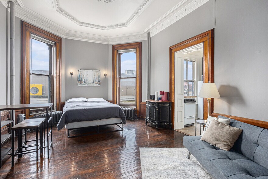 More Photos Of 701 Center Ave, Bay City Apartments For Sale