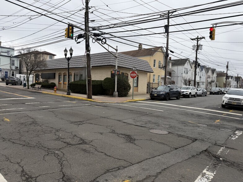 Primary Photo Of 349 John St, East Newark Office For Sale