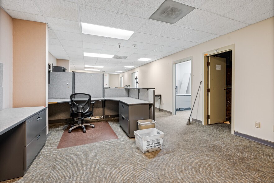 More Photos Of 4800 W Gates Pass Rd, Tucson Specialty For Sale
