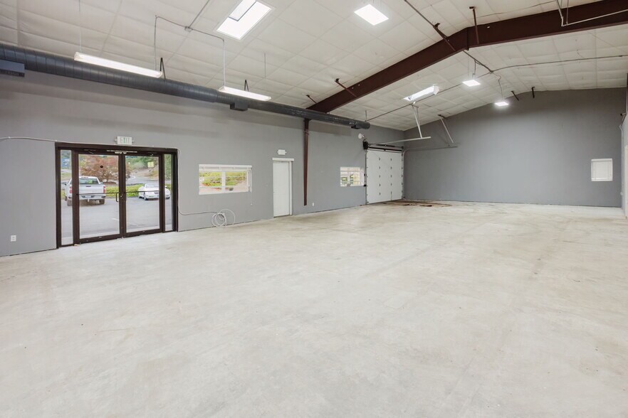 More Photos Of 1415 Lumsden Rd, Port Orchard Warehouse For Sale