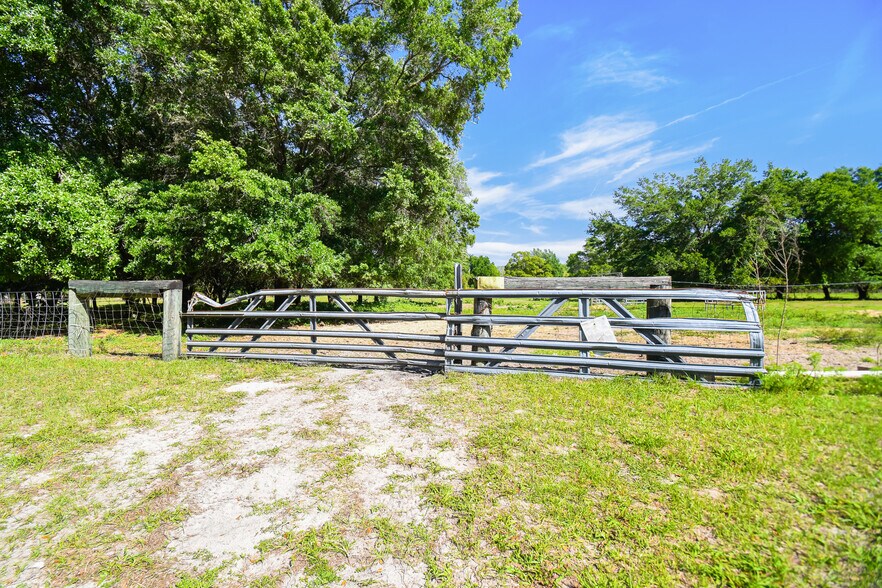More Photos Of 12500 Hamlin Rd, Spring Hill Land For Sale
