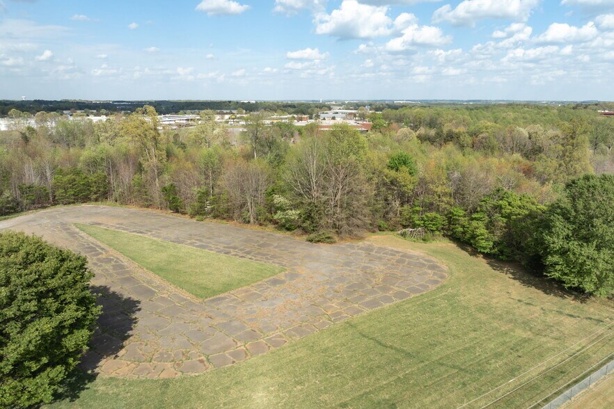 More Photos Of 7806 Mccloud Rd, Greensboro Land For Sale