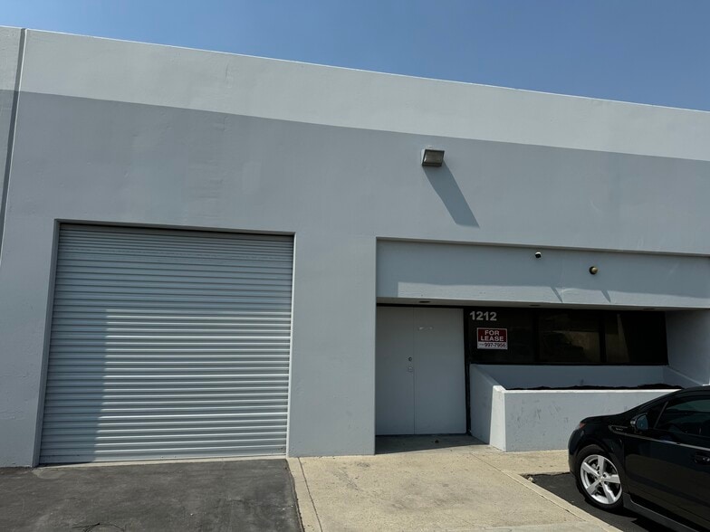 More Photos Of 1202-1228 W Merrill Ave, Rialto Warehouse For Lease