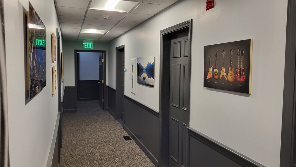 More Photos Of 260 Boston Post Rd, Wayland Office For Lease
