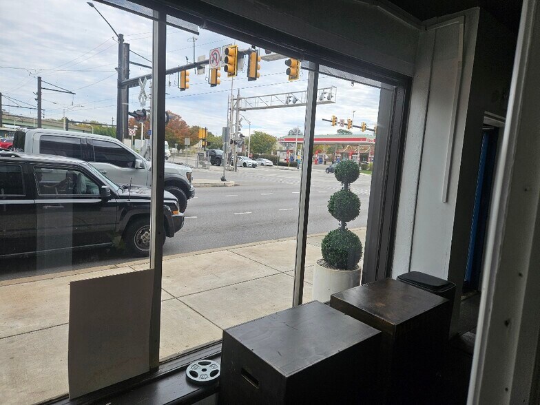 More Photos Of 310-312 W Main St, Norristown Warehouse For Lease