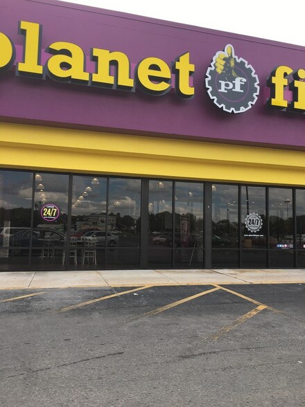 More Photos Of 1905 N Jackson St, Tullahoma Unknown For Lease