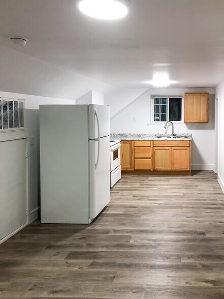 More Photos Of 55 Main St, Garden City Office Residential For Sale