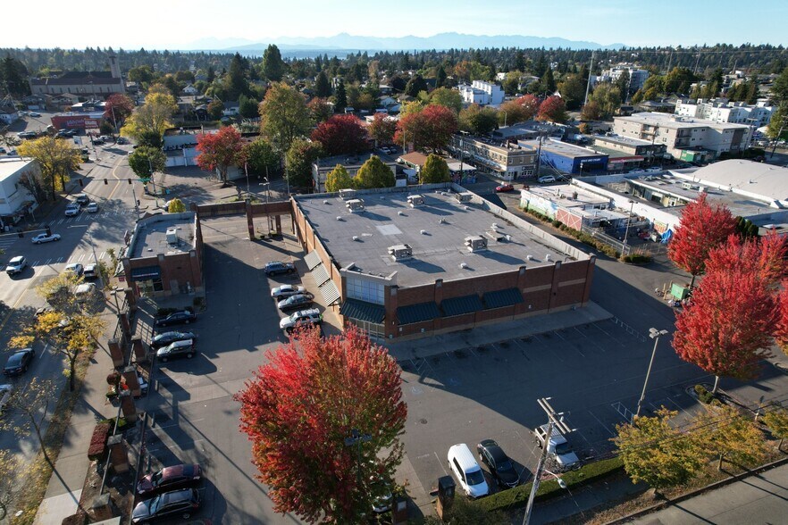 More Photos Of 9400-9456 16th Ave SW, Seattle Unknown For Lease