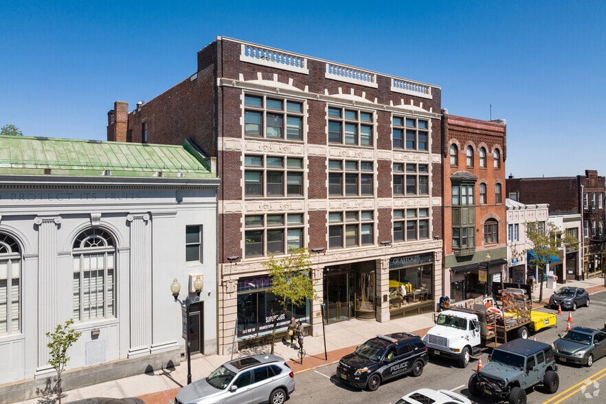 More Photos Of 427-429 Bloomfield Ave, Montclair Office For Lease