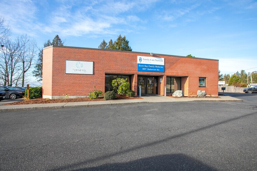 More Photos Of 8097 Harborview Rd, Blaine Office For Lease
