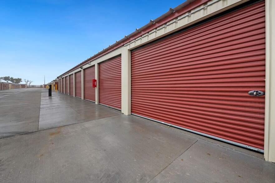 More Photos Of 1919 Wyott Dr, Cheyenne Self Storage For Sale