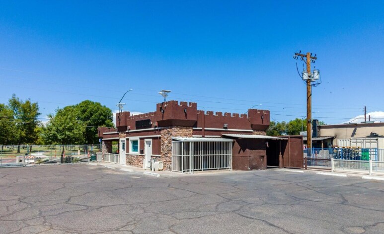 More Photos Of 801 E Broadway Rd, Mesa Fast Food For Sale