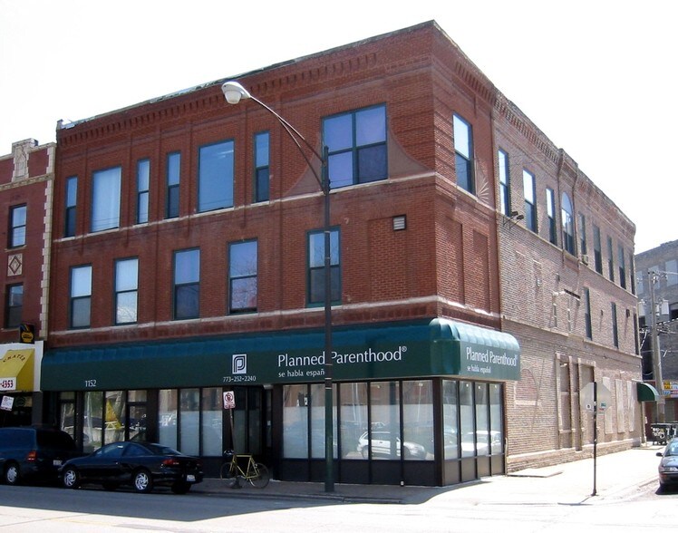 More Photos Of 1152 N Milwaukee Ave, Chicago Storefront Retail Office For Lease
