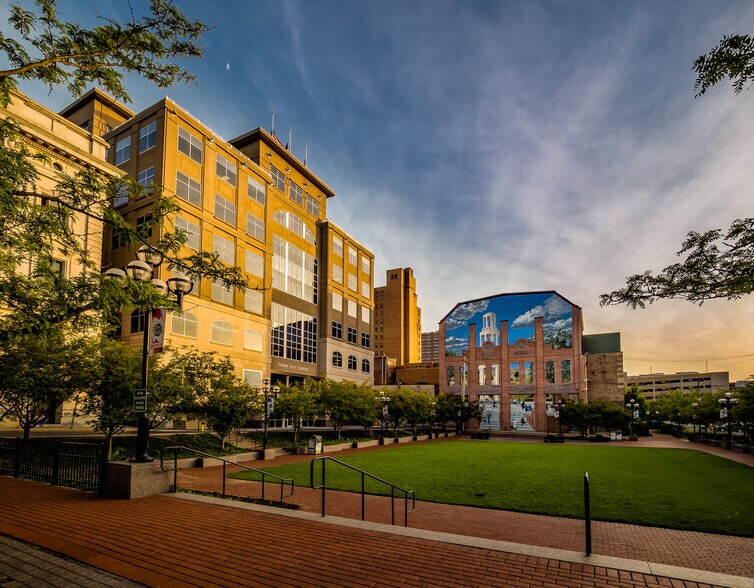 More Photos Of 515 W Hamilton St, Allentown Office For Lease