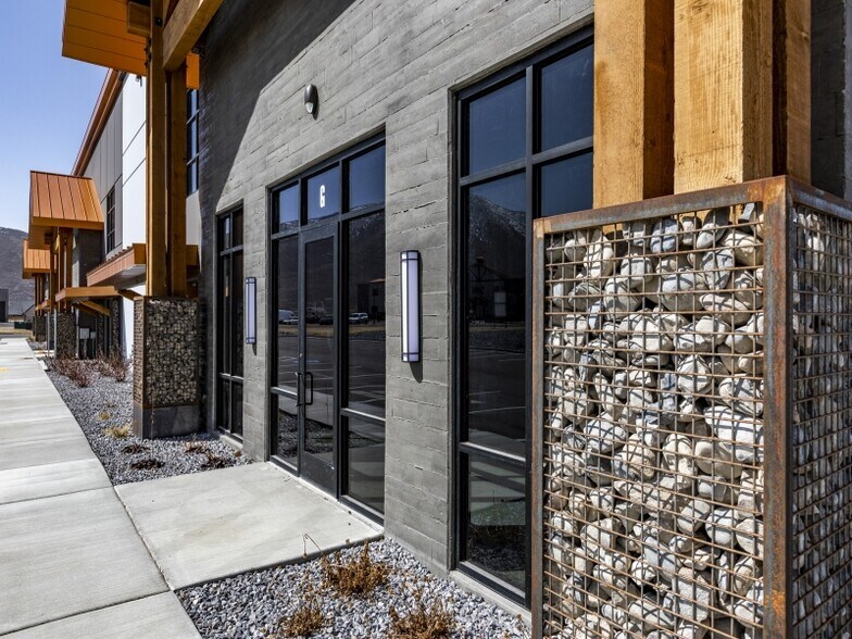 More Photos Of 2210 W 3000 S, Heber City Warehouse For Lease