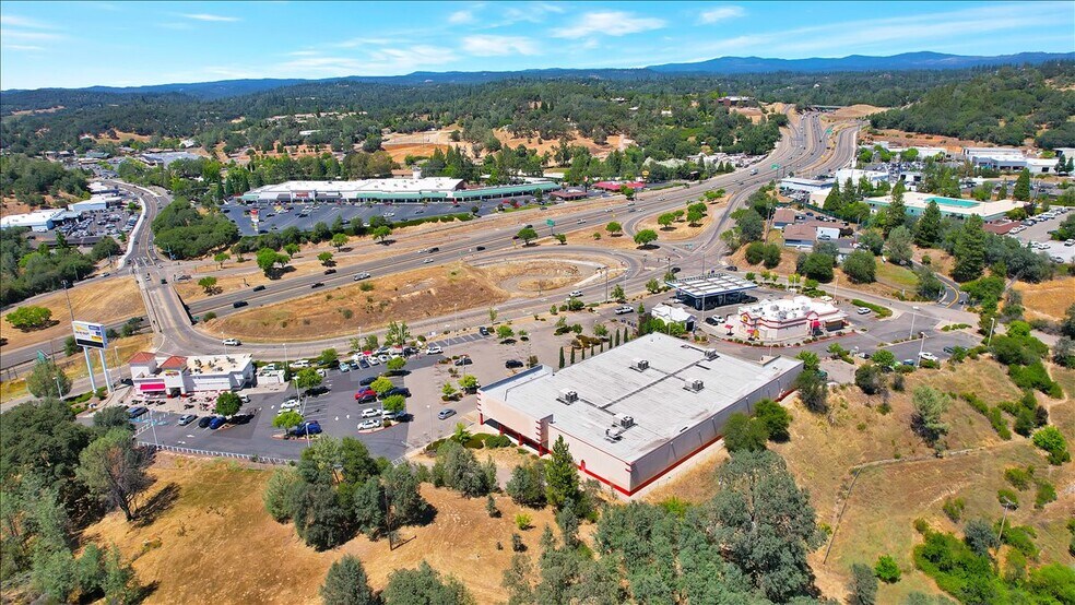 More Photos Of 3041 Forni Rd, Placerville Freestanding For Lease