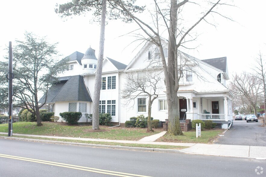 More Photos Of 75-77 N Bridge St, Somerville Office For Lease