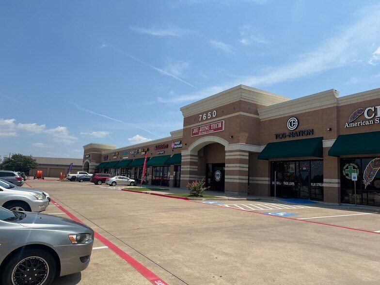 More Photos Of 7650 I-35 E, Corinth Storefront For Lease