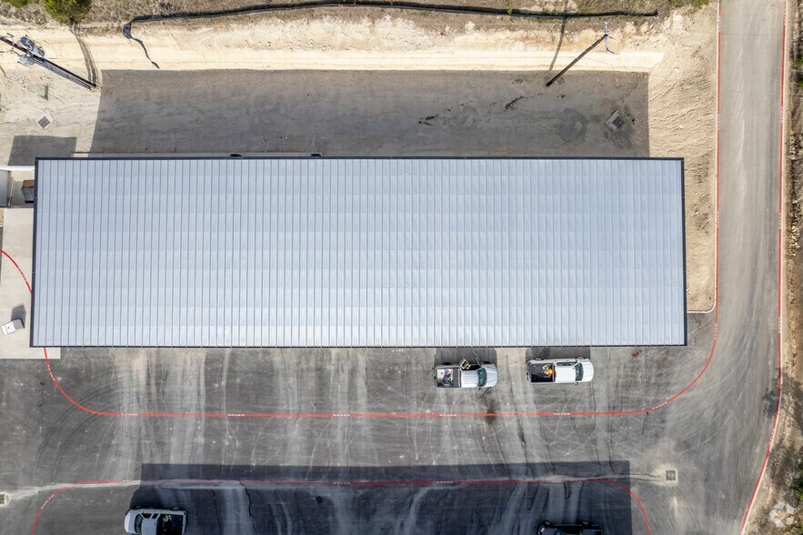 More Photos Of 529 SH 46 E, Boerne Warehouse For Lease