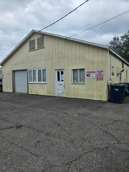 More Photos Of 2704 W Azeele St, Tampa Warehouse For Sale
