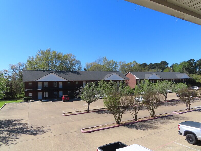 More Photos Of 2455 Montgomery Rd, Huntsville Apartments For Sale