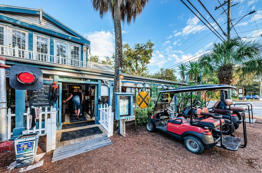 More Photos Of 1231 Illinois Ave, Palm Harbor Apartments For Sale