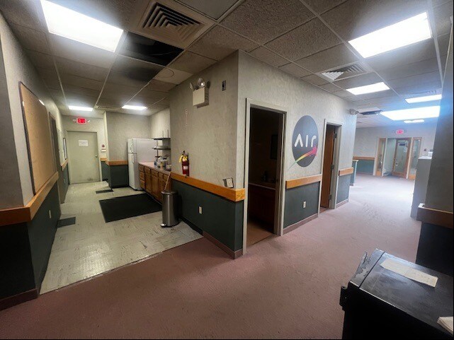 More Photos Of 82-90 Sagamore St, North Quincy Flex For Lease