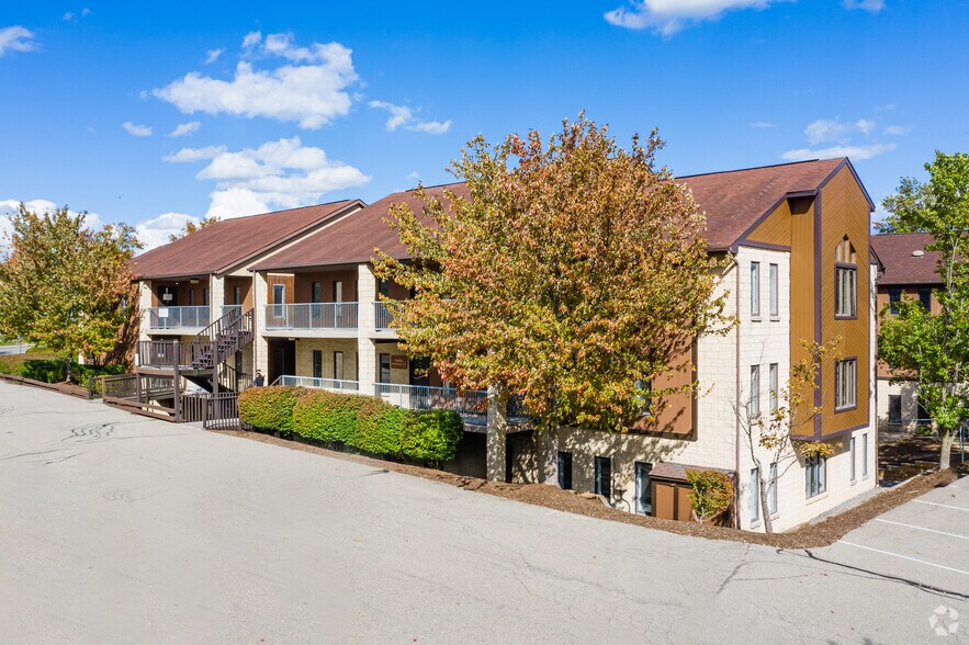 Primary Photo Of 101 N Meadows Dr, Wexford Unknown For Lease