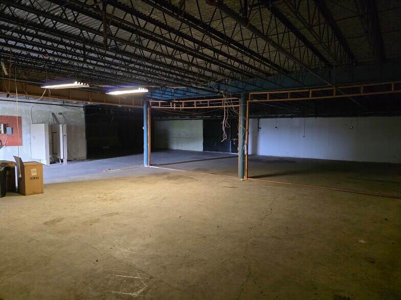 More Photos Of 1600-1630 Federal Blvd, Denver Freestanding For Lease