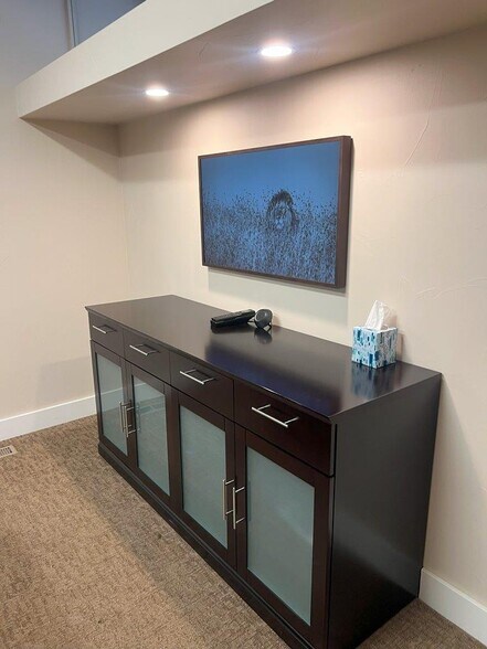 More Photos Of 2707-2717 E Louisiana Ave, Denver Office For Sale