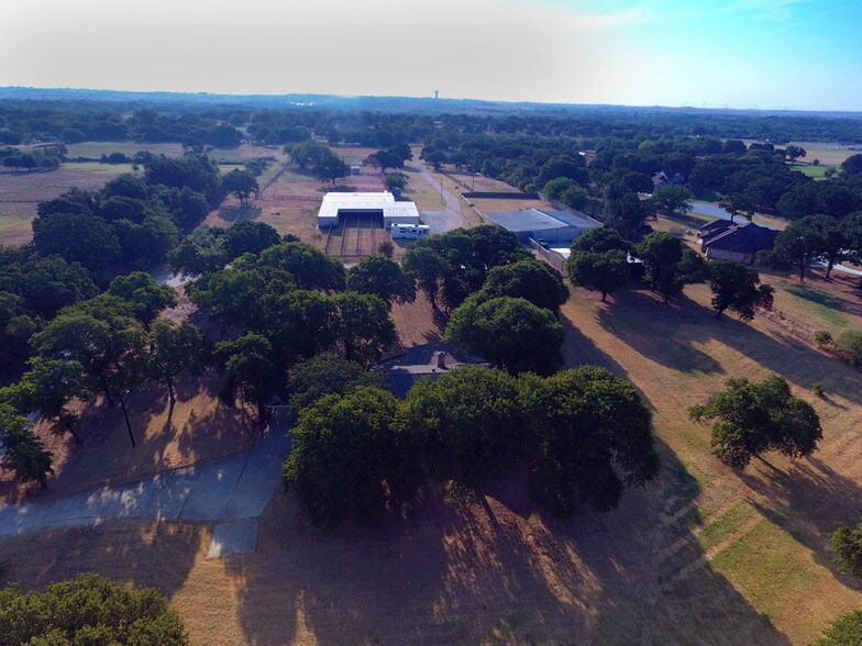 More Photos Of 601 Old Base Rd, Aurora Religious Facility For Sale
