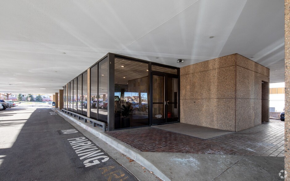 More Photos Of 3650 S Yosemite St, Denver Office For Sale