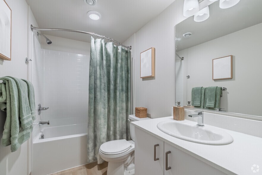 More Photos Of 200 E McCorquedale Rd, Burlington Apartments For Sale