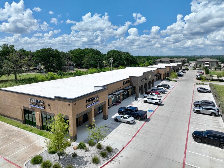 More Photos Of 1800 Lone Oak Rd, Weatherford Storefront Retail Office For Sale