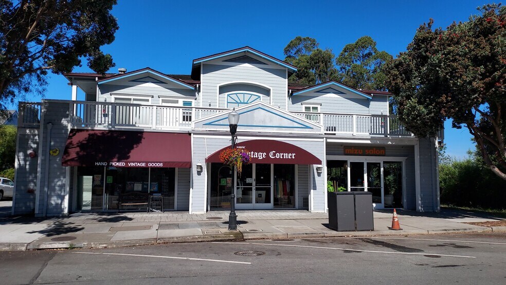 More Photos Of 300-302 Main St, Half Moon Bay Office For Lease