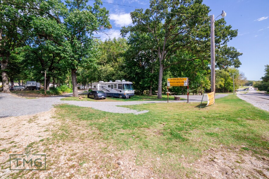 Primary Photo Of 400 E Main St, Disney Manufactured Housing Mobile Home Park For Sale