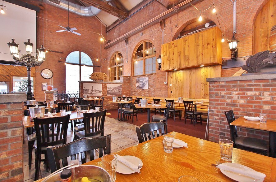More Photos Of 88-110 Rondout Landing, Kingston Restaurant For Sale