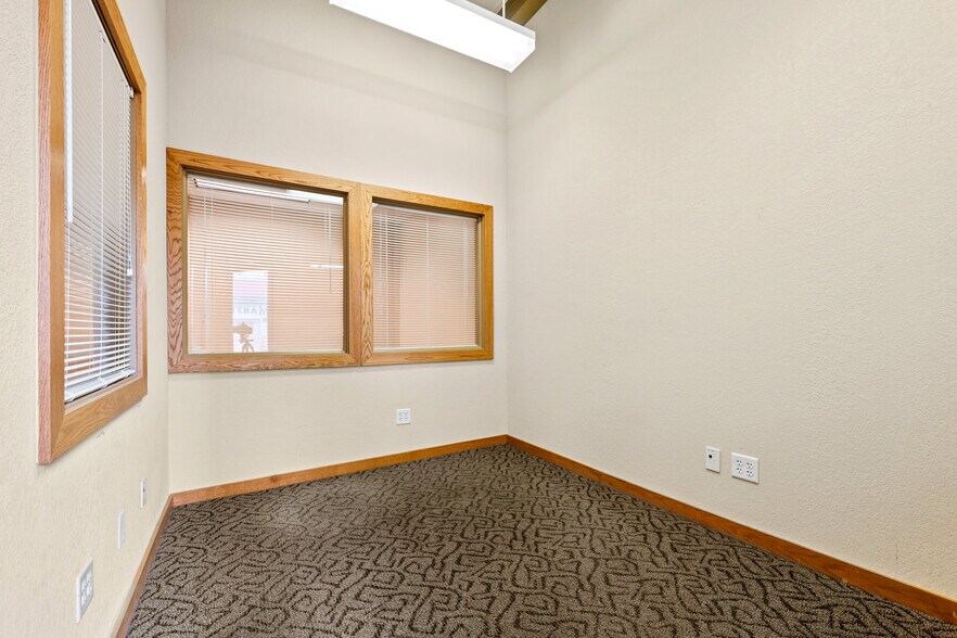 More Photos Of 136 W Main St, Trinidad Office For Sale