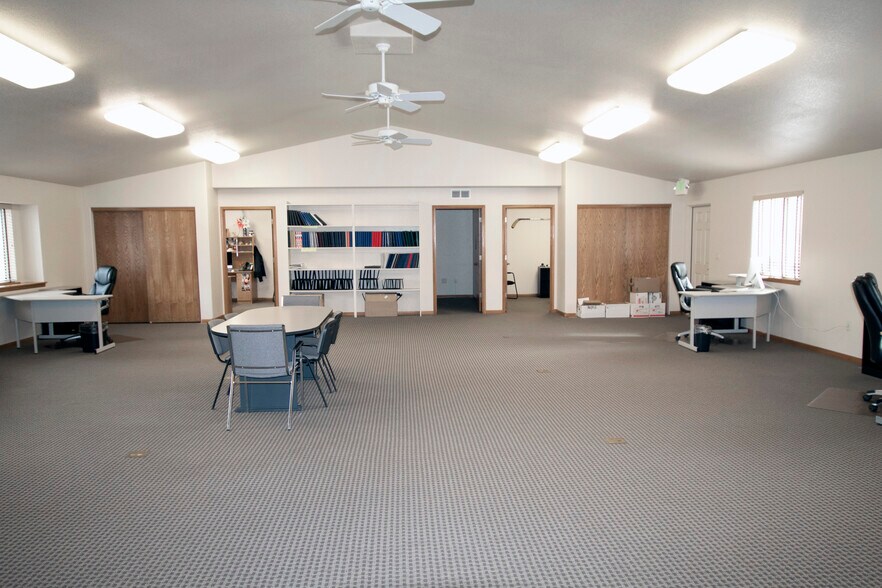 More Photos Of 320 E 27th St, Loveland Office For Sale