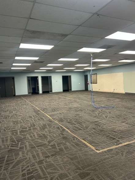 More Photos Of 6800-6840 Squibb Rd, Mission Warehouse For Lease